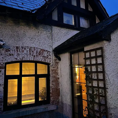 Kilpedder Cottage * Kilpedder